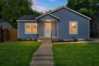 3329 8th Avenue, Fort Worth, TX 76110