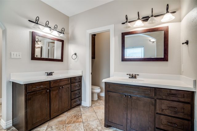 809 Longridge Drive, Denton, TX 76205