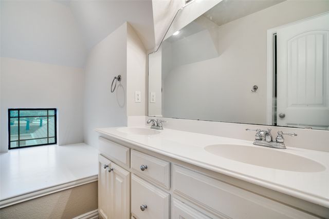 809 Longridge Drive, Denton, TX 76205