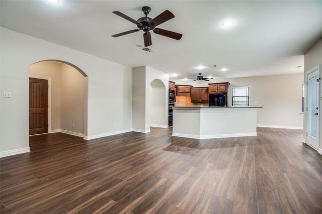 809 Longridge Drive, Denton, TX 76205