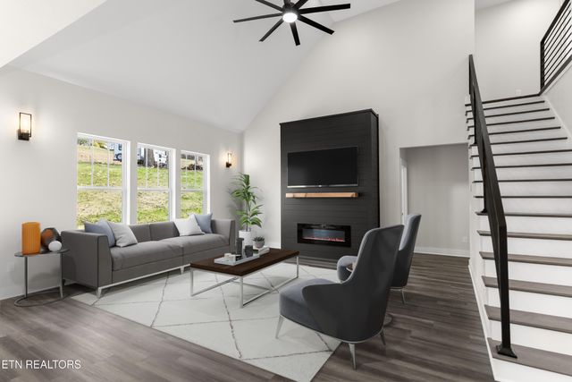 4542 Christine Lynnae St, Knoxville, TN 37938