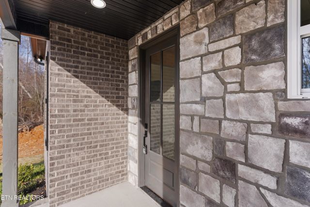 4542 Christine Lynnae St, Knoxville, TN 37938