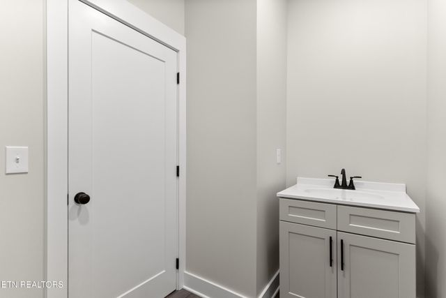 4542 Christine Lynnae St, Knoxville, TN 37938