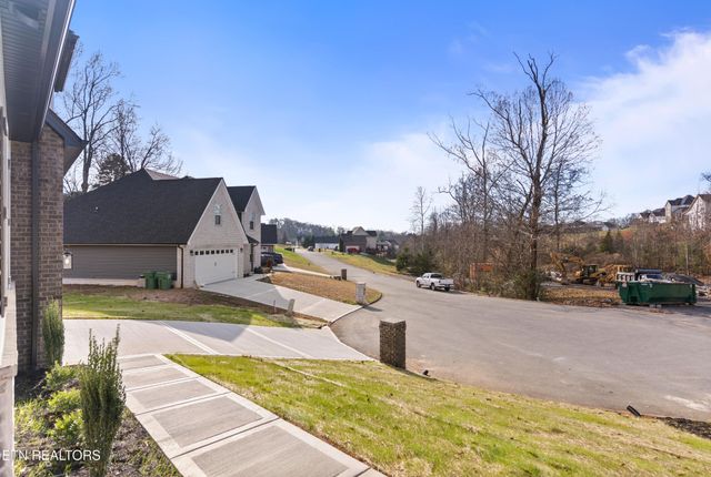 4542 Christine Lynnae St, Knoxville, TN 37938