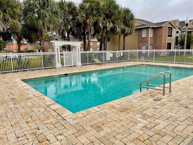 5540 DEVONBRIAR WAY 203, Orlando, FL 32822