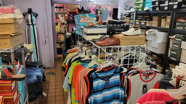 4036 W 12th Ave, Hialeah, FL 33012