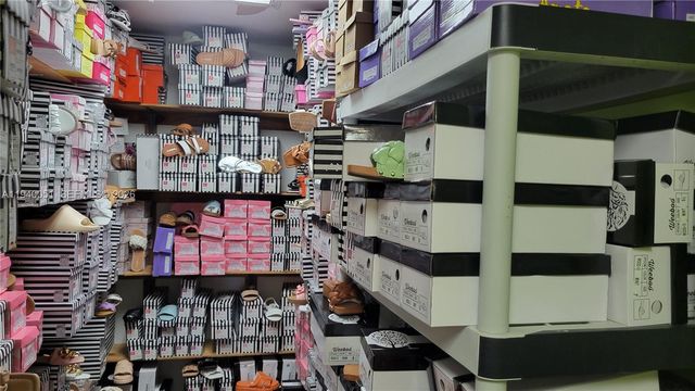 4036 W 12th Ave, Hialeah, FL 33012