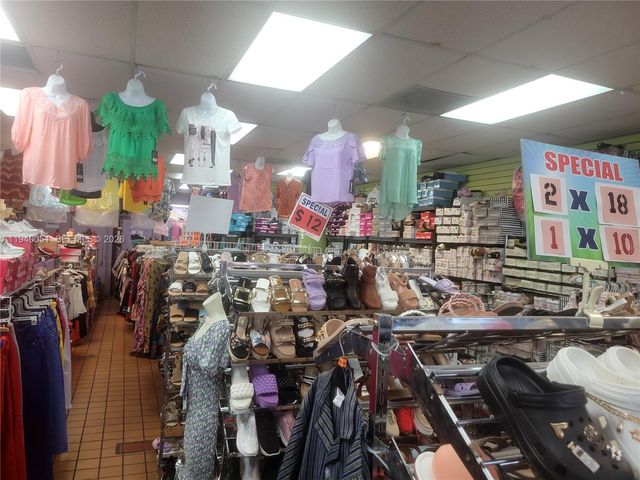 4036 W 12th Ave, Hialeah, FL 33012