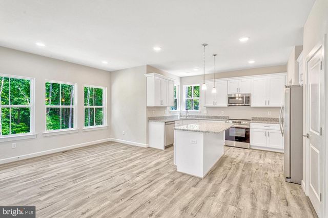172 WOOD LANDING RD, Fredericksburg, VA 22405