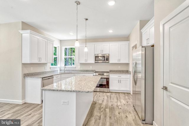 172 WOOD LANDING RD, Fredericksburg, VA 22405