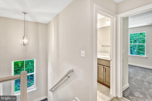 172 WOOD LANDING RD, Fredericksburg, VA 22405