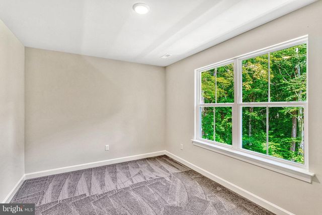 172 WOOD LANDING RD, Fredericksburg, VA 22405