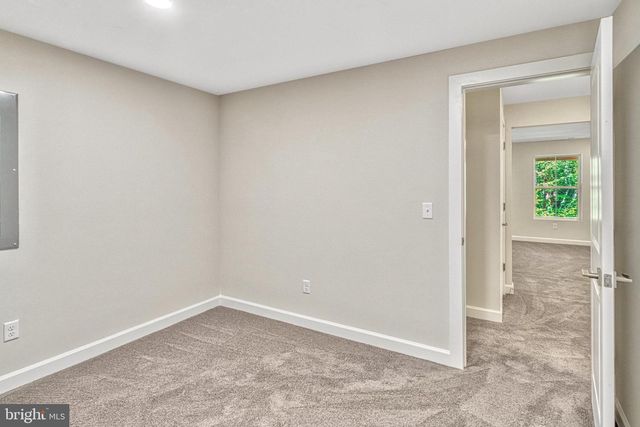 172 WOOD LANDING RD, Fredericksburg, VA 22405
