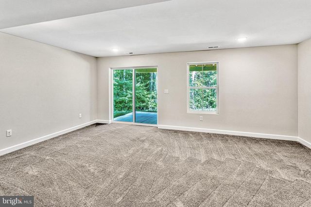 172 WOOD LANDING RD, Fredericksburg, VA 22405