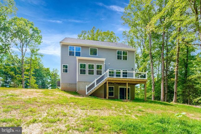 172 WOOD LANDING RD, Fredericksburg, VA 22405