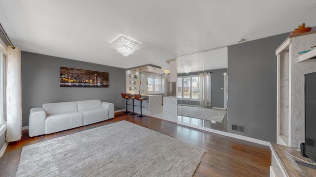 3229 George Street, Franklin Park, IL 60131