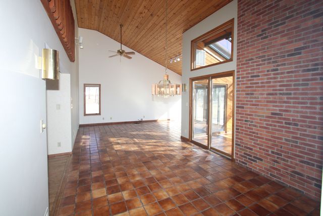 24530 S Rowell Avenue, Elwood, IL 60421