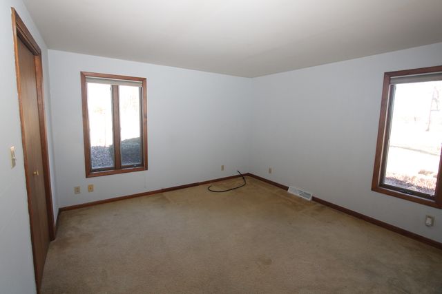 24530 S Rowell Avenue, Elwood, IL 60421