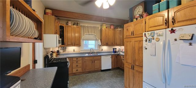 323 Church Street, Lockport City, NY 14094