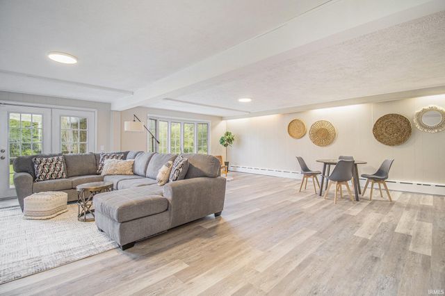 17330 Mcerlain Street, South Bend, IN 46635