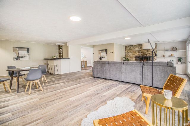 17330 Mcerlain Street, South Bend, IN 46635