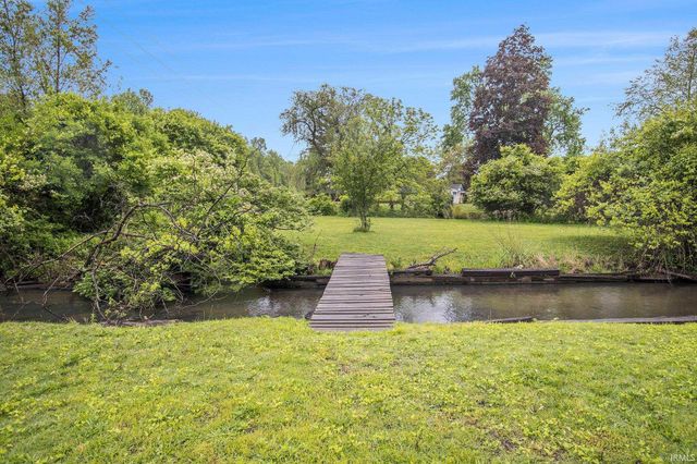 17330 Mcerlain Street, South Bend, IN 46635