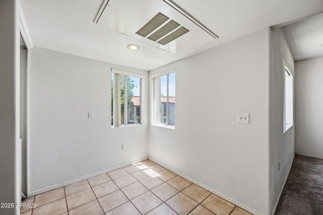 9435 E PURDUE Avenue 243, Scottsdale, AZ 85258