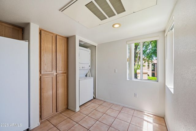 9435 E PURDUE Avenue 243, Scottsdale, AZ 85258