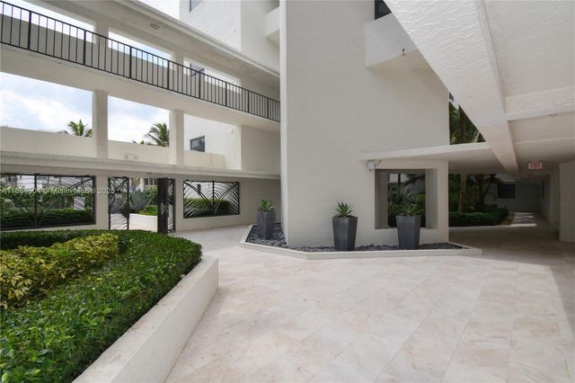 2575 S Ocean Blvd 105S, Highland Beach, FL 33487