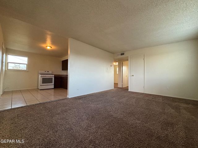 6376 SANTIAGO Street D, El Paso, TX 79932