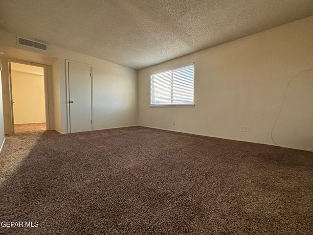 6376 SANTIAGO Street D, El Paso, TX 79932