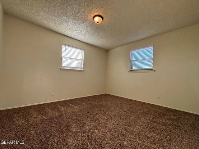 6376 SANTIAGO Street D, El Paso, TX 79932