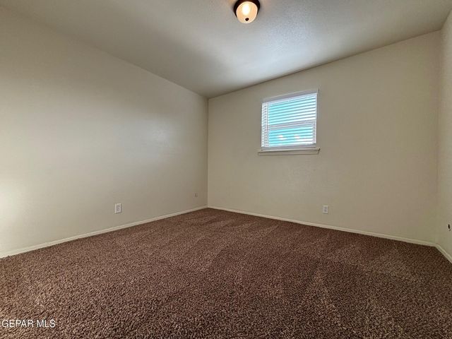 6376 SANTIAGO Street D, El Paso, TX 79932