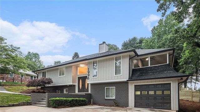 1996 Briarwood Drive, Gainesville, GA 30501