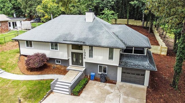 1996 Briarwood Drive, Gainesville, GA 30501