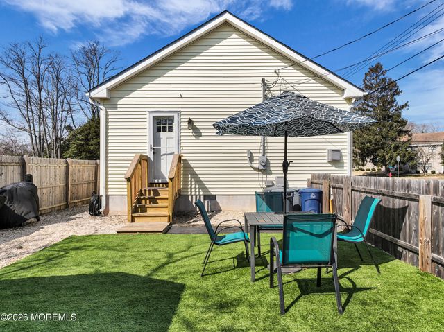 707 Navesink Avenue, Ocean Gate, NJ 08740