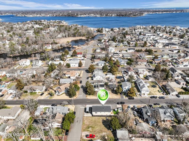 707 Navesink Avenue, Ocean Gate, NJ 08740