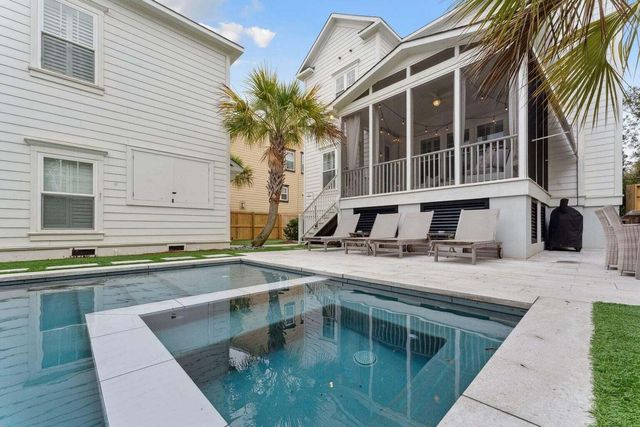 2526 Daniel Island Drive, Charleston, SC 29492