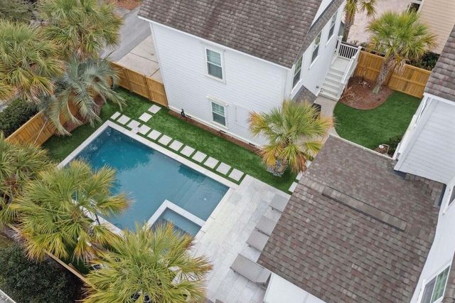 2526 Daniel Island Drive, Charleston, SC 29492