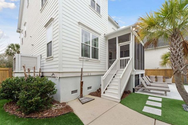 2526 Daniel Island Drive, Charleston, SC 29492