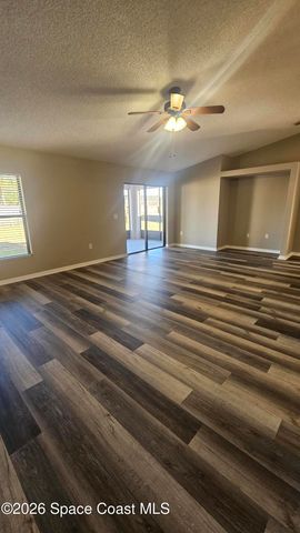 249 Americana Boulevard NE, Palm Bay, FL 32907