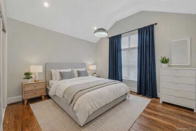 18 E Lyons Street, Melville, NY 11747