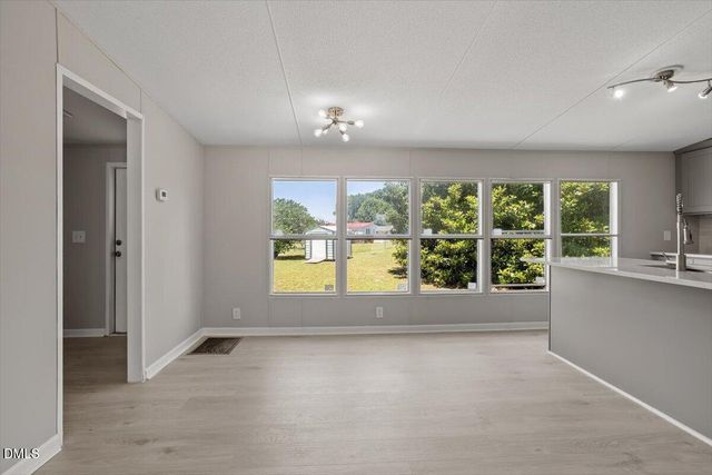 105 Stone Glen Place, Pikeville, NC 27863