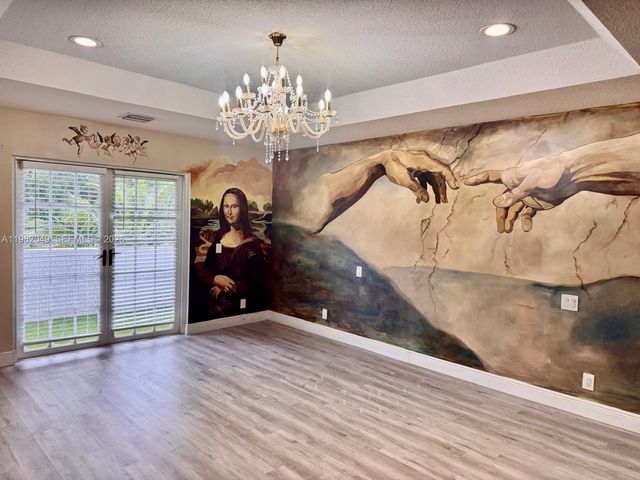 851 N 11th Ave, Hollywood, FL 33019
