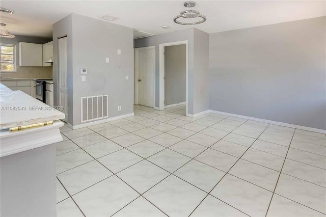 851 N 11th Ave, Hollywood, FL 33019