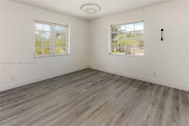 851 N 11th Ave, Hollywood, FL 33019
