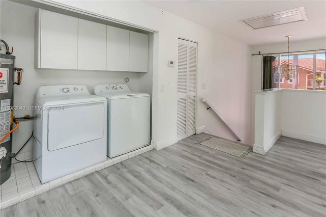 851 N 11th Ave, Hollywood, FL 33019