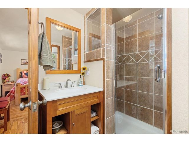 2 King Pl, Nederland, CO 80466