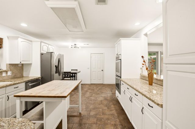 5238 Kinglet Street, Houston, TX 77035