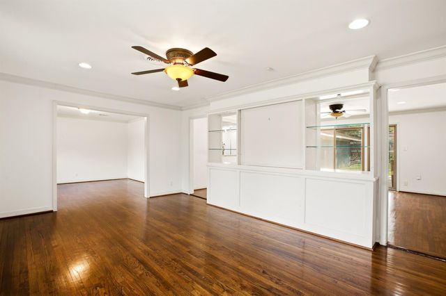 5238 Kinglet Street, Houston, TX 77035